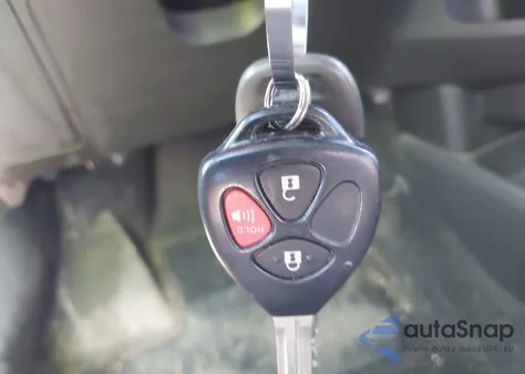 2009 Toyota Yaris z USA, uszkodzony, nr VIN JTDJT903395278434